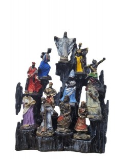 Altar com 12 Orixás da Umbanda